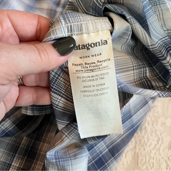 Men's Patagonia Sun stretch blue plaid shirt - Picture 9 of 13